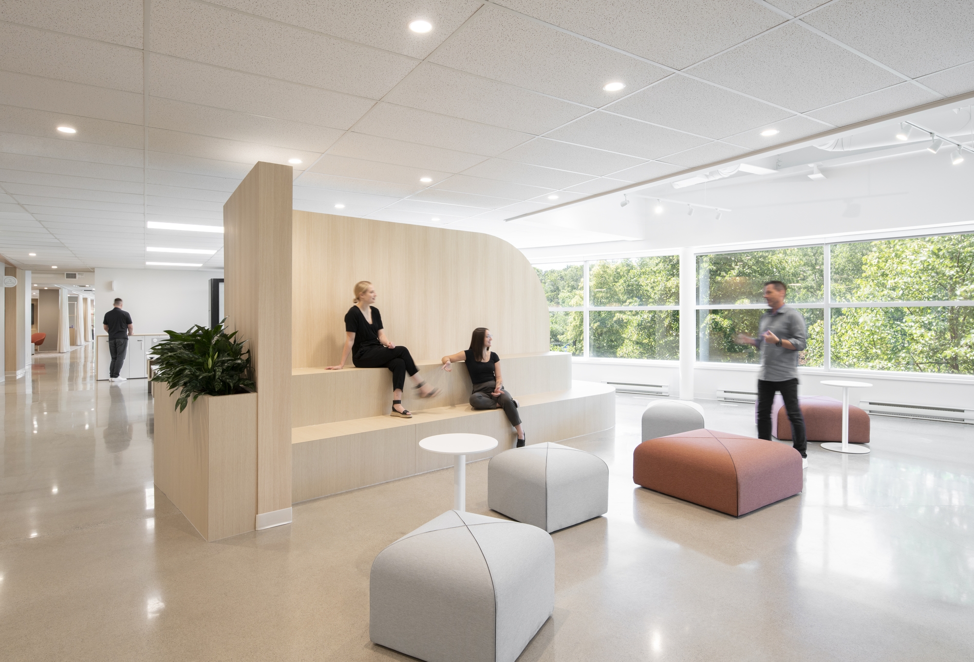 L'Oréal Offices Montreal Office Snapshots